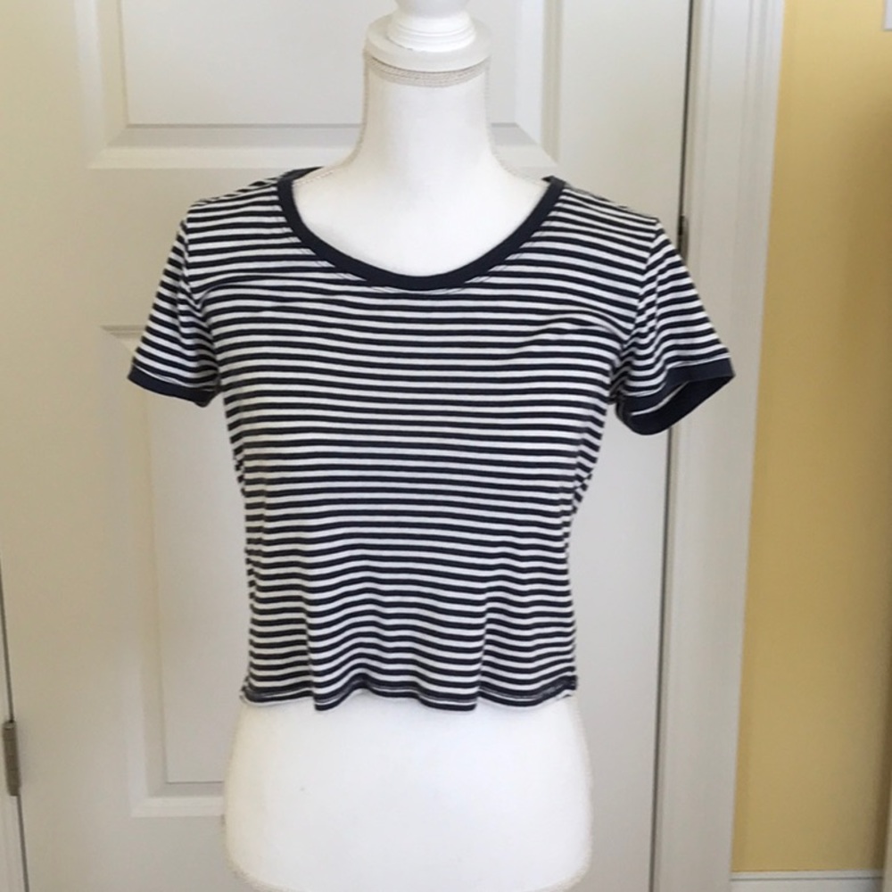 Crew neck tee